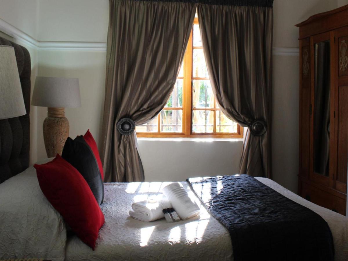 Casa Romana B&B Ladybrand ภายนอก รูปภาพ